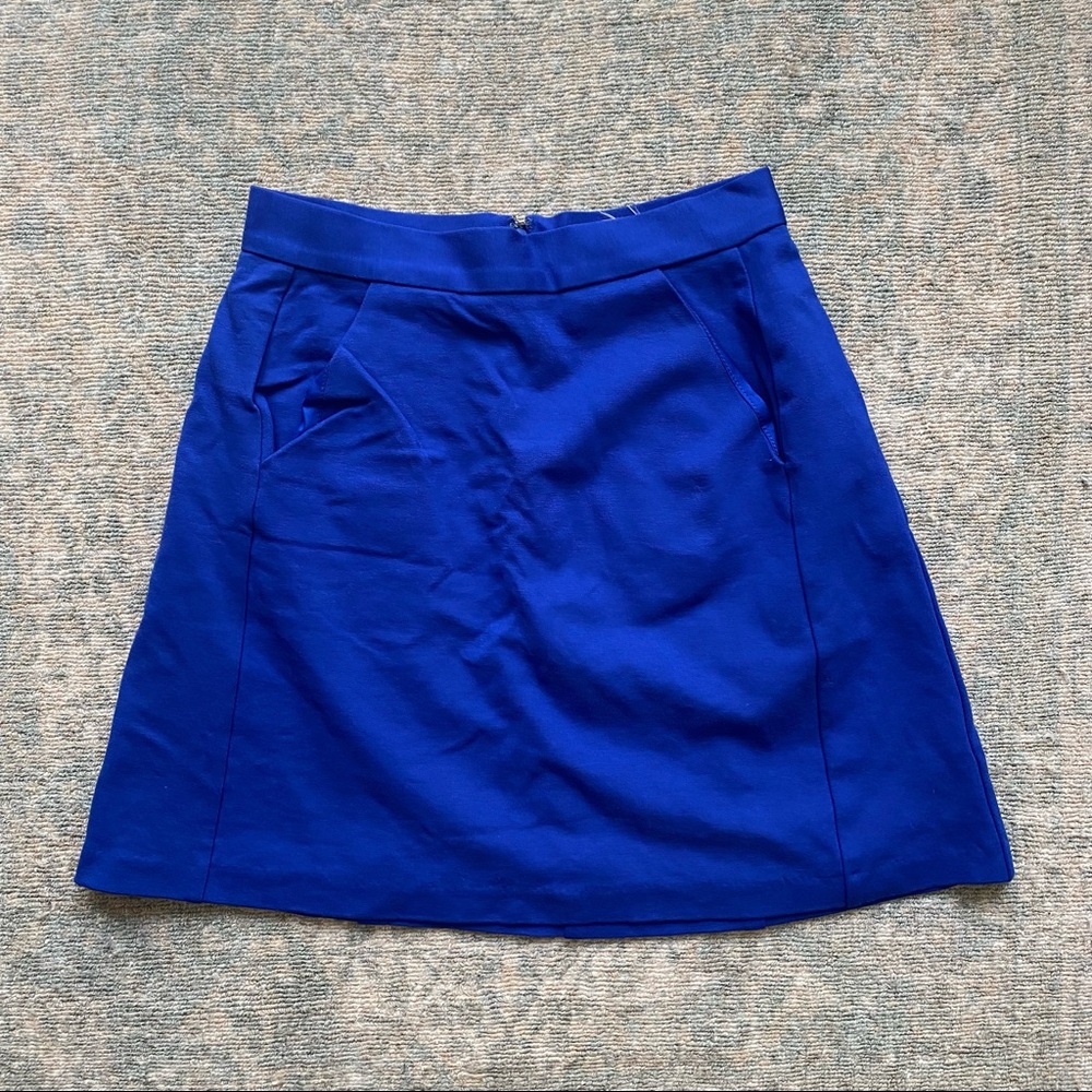✨HOST PICK✨ NWOT Anthropologie skirt. A-line with front pockets.